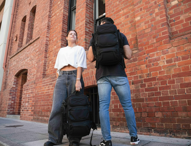 <h1>İşlev, Tasarımla<br/>Şekillenir!</h1>